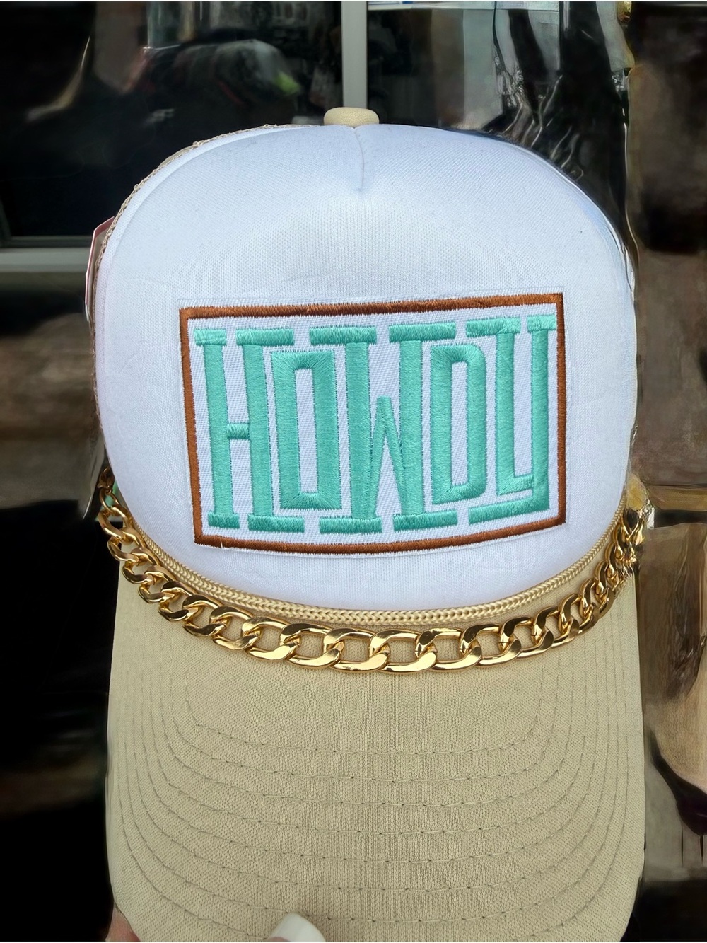 HOWDY Statement Cap in White and Tan
